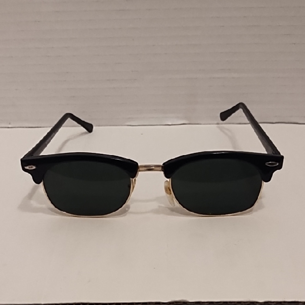 Stylish Black and Gold Sunglasses Unisex‎